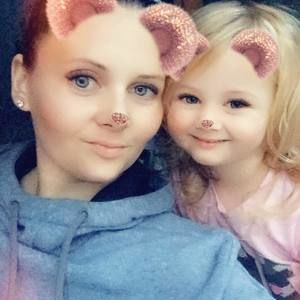 Meet your Posher, Alexandra